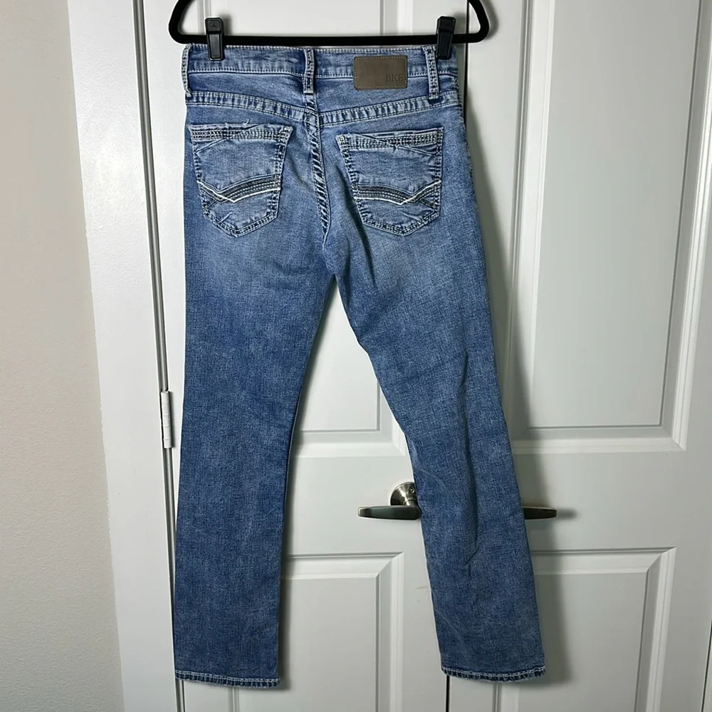BUCKLE BKE Straight Blue Jeans